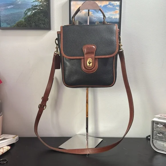 Coach Vintage Sheridan Collection Crossbody bag - Picture 3 of 17